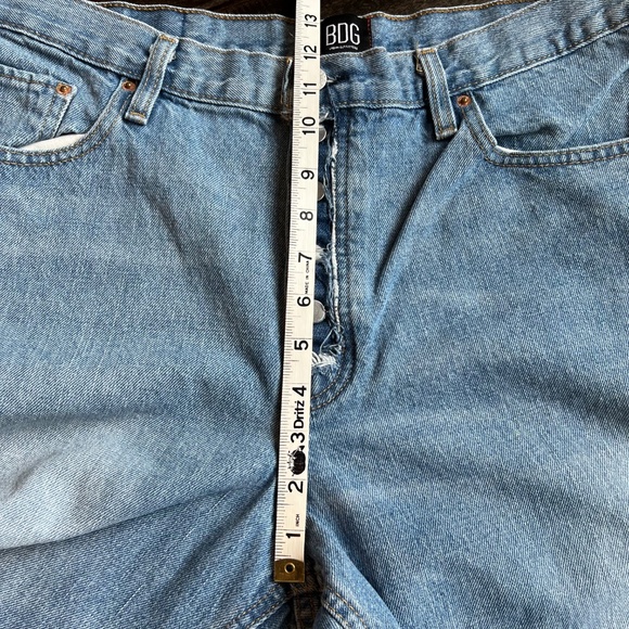 Urban Outfitters BDG Boyfriend Button Fly Jeans Size 31 - Picture 9 of 13